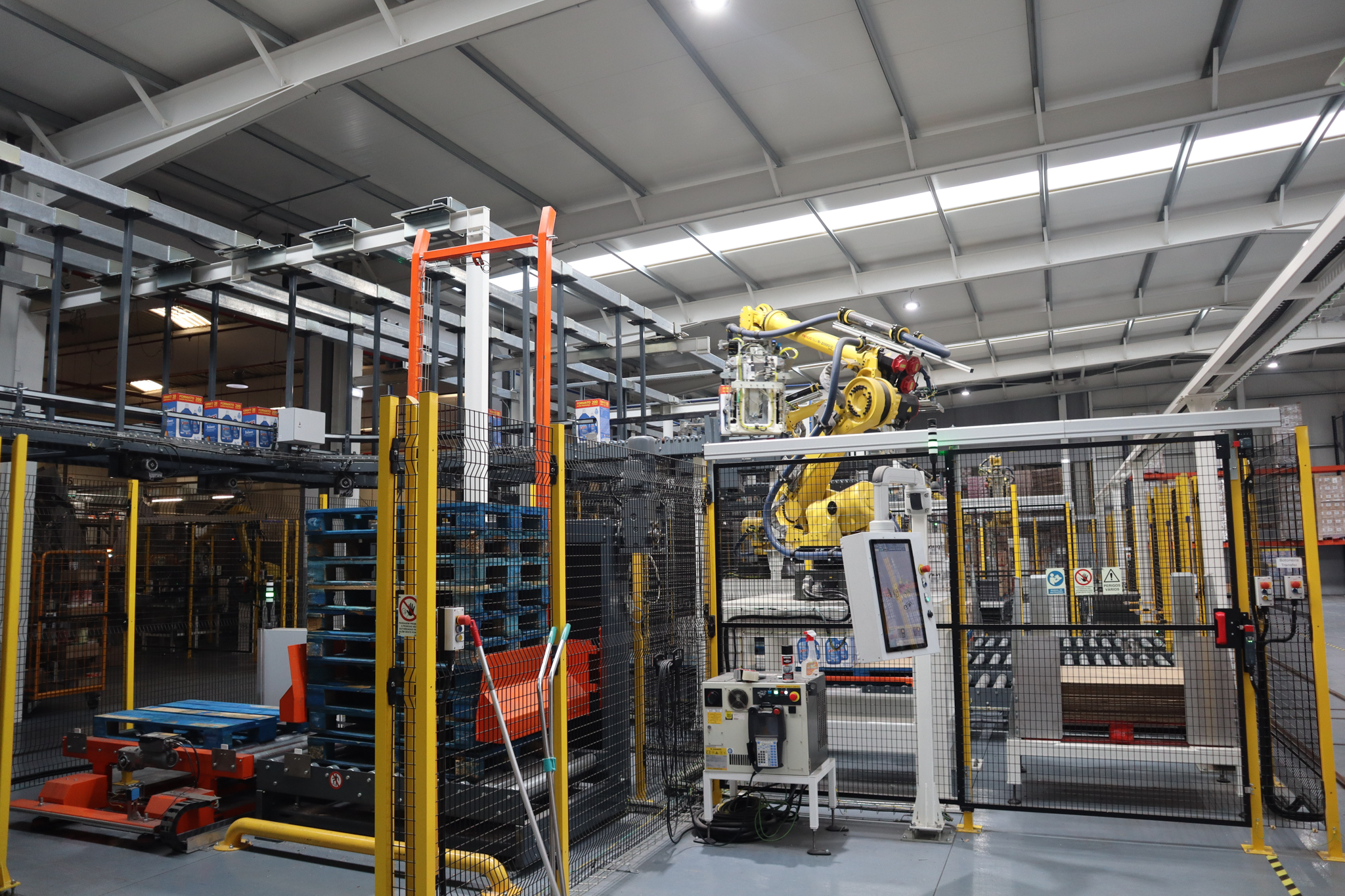 Case Study: Linha Totalmente Automática para Produção de Detergentes 12