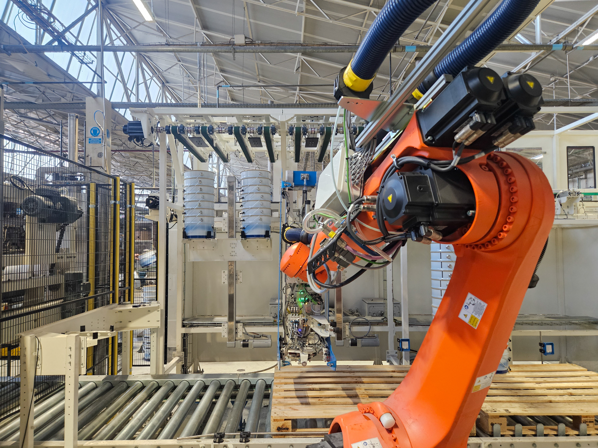 Paletização Robotizada de Baldes 2