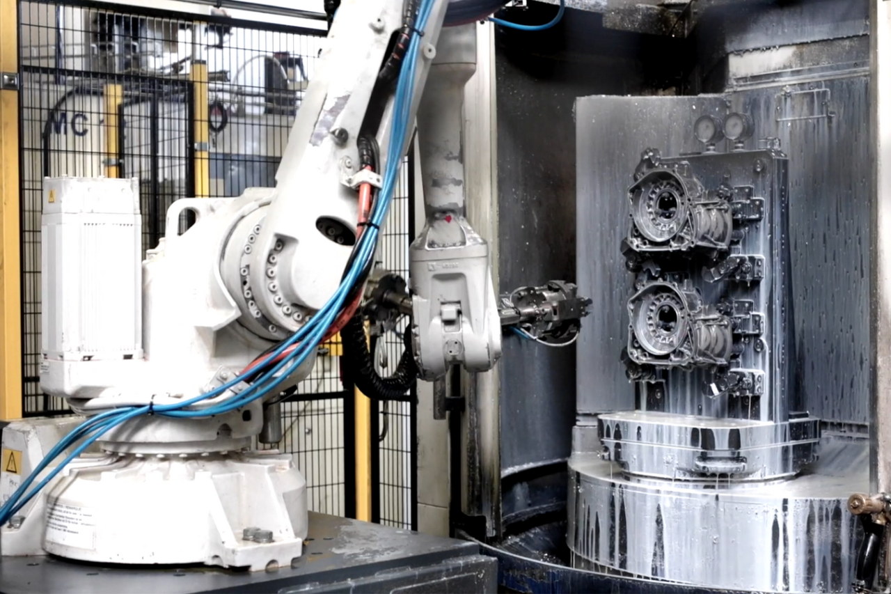 Linha de Maquinação CNC para peças de alumínio 7